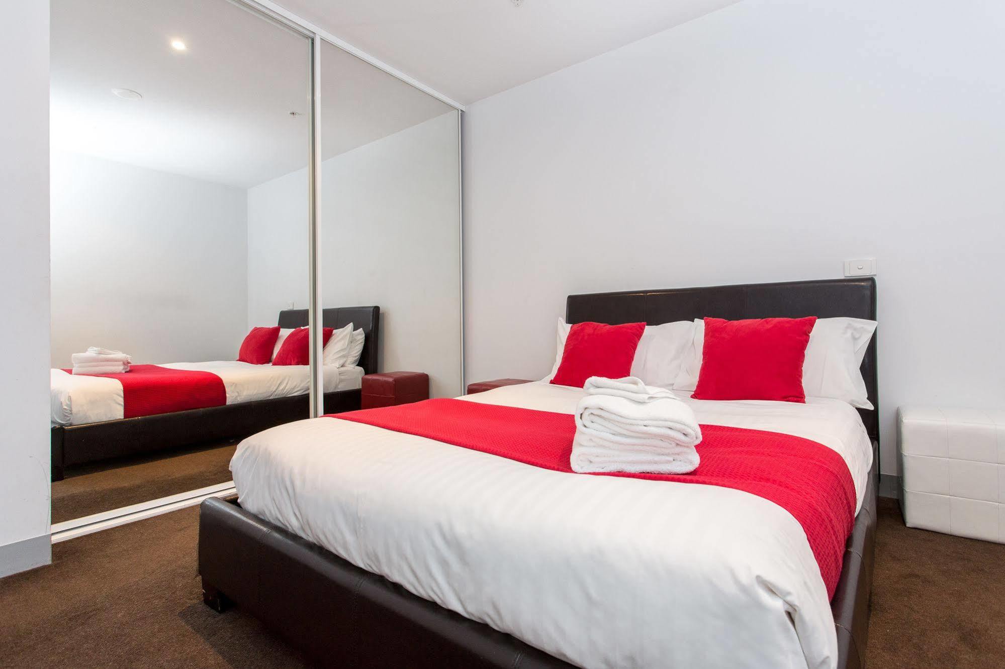 Abc Accommodation- Flinders Street Мельбурн Экстерьер фото